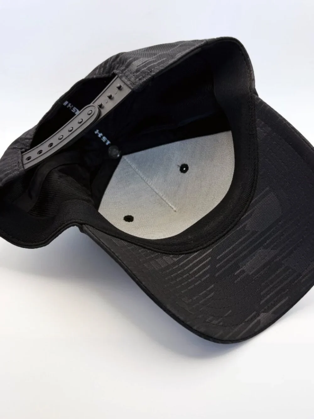 Colorado Rockies Under Armour Youth Camo Snapback Hat - New with Tags